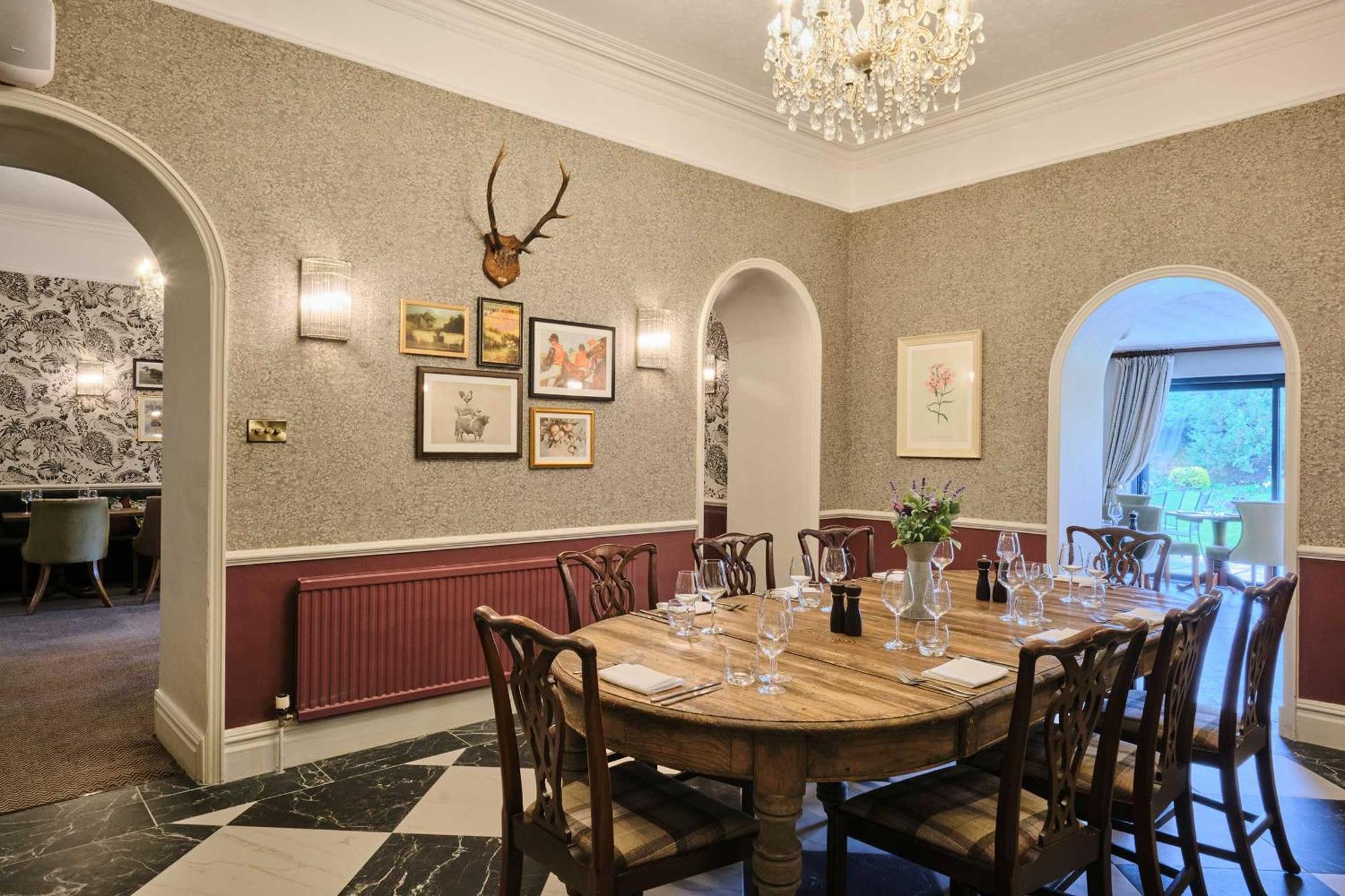 Stratton House & Hotel