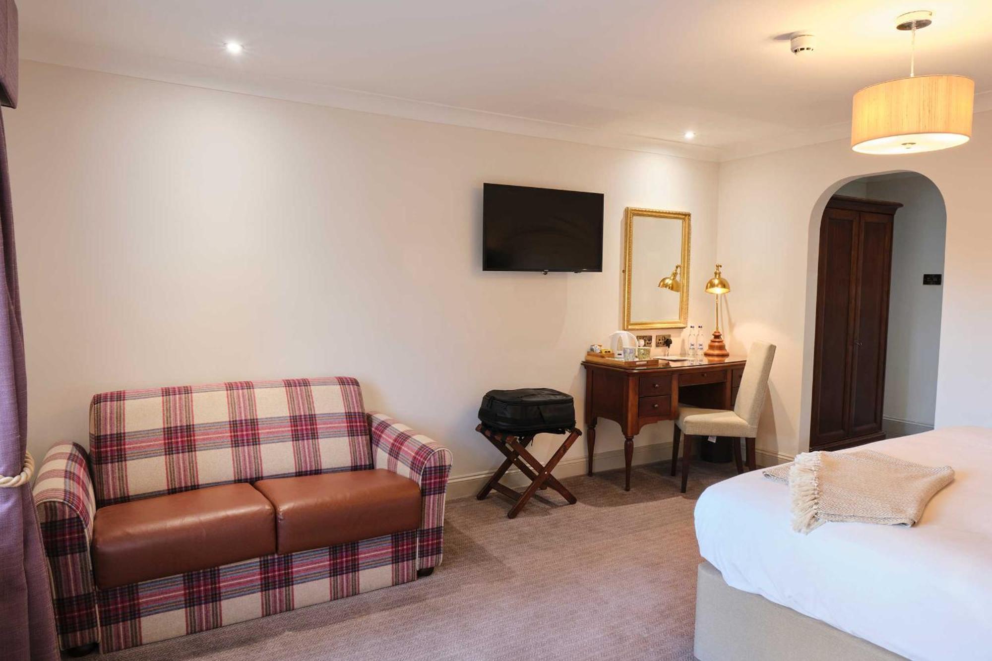 Stratton House & Hotel