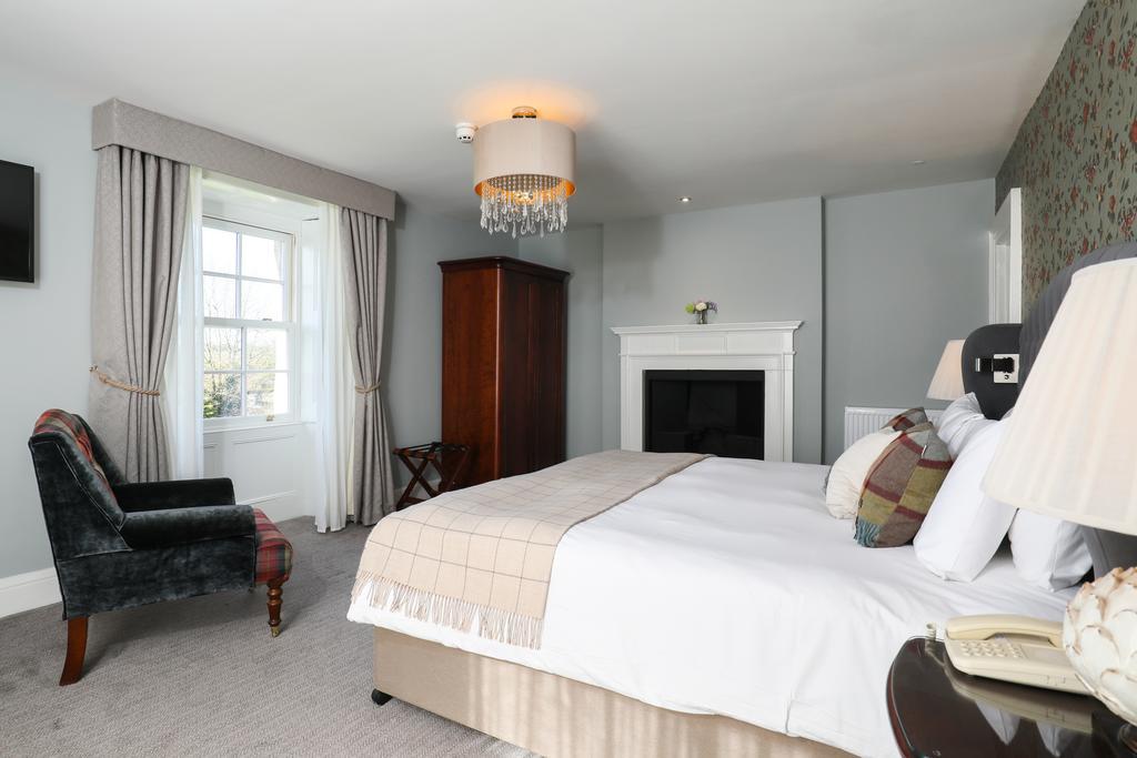 Stratton House & Cirencester